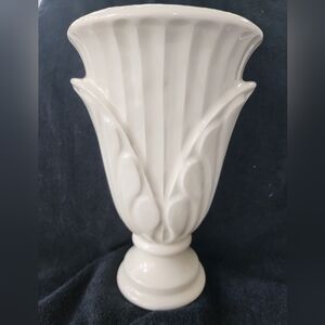 Vintage Haeger Pottery Vase #708-36 Planter Scalloped Pattern White Label